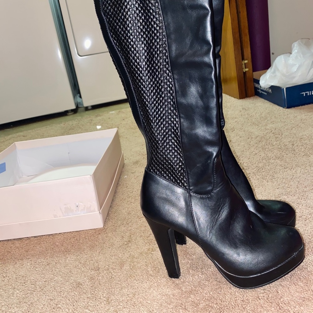 *** SOLD *** Over the knee boots - Picture 4 of 7